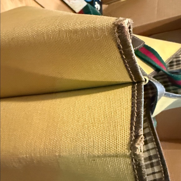 Authentic Vintage Gucci Sherry Line Tan Canvas Tote with Signature Straps - Picture 9 of 16